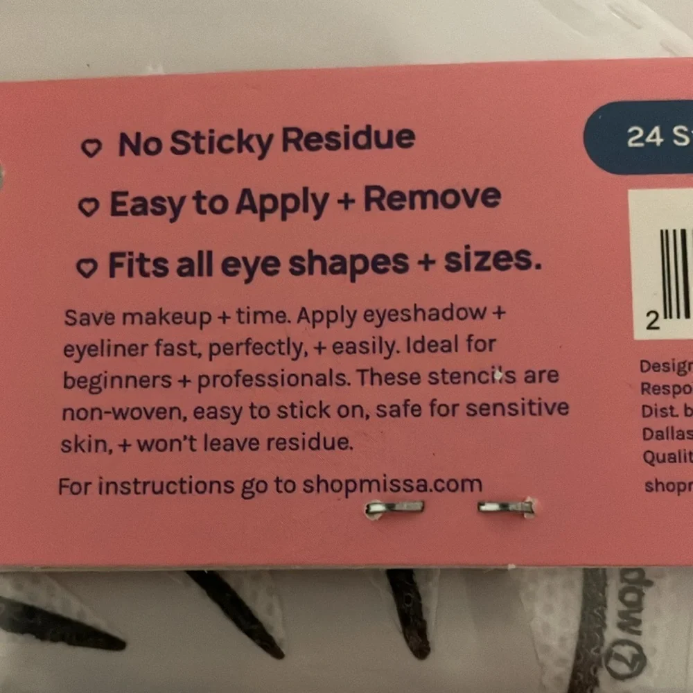Bundle of 4 eyeliner and eyeshadow sticker templates.